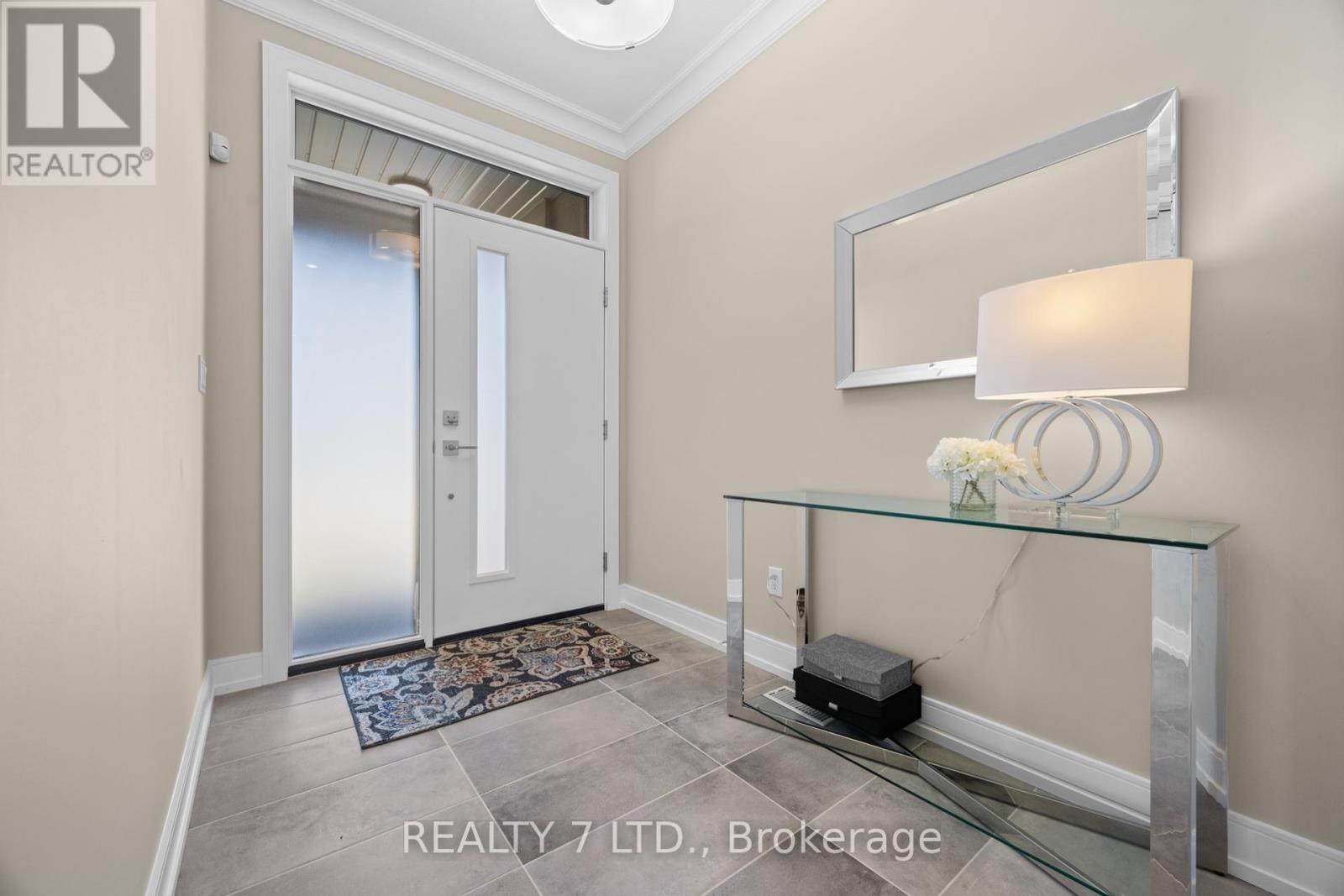 566 Old Course Trail, Welland, Ontario  L3B 6G8 - Photo 4 - X12416593