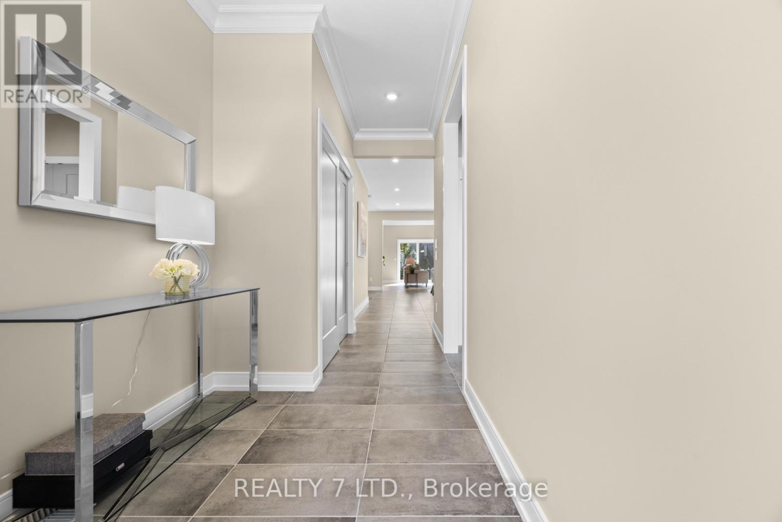 566 Old Course Trail, Welland, Ontario  L3B 6G8 - Photo 5 - X12416593