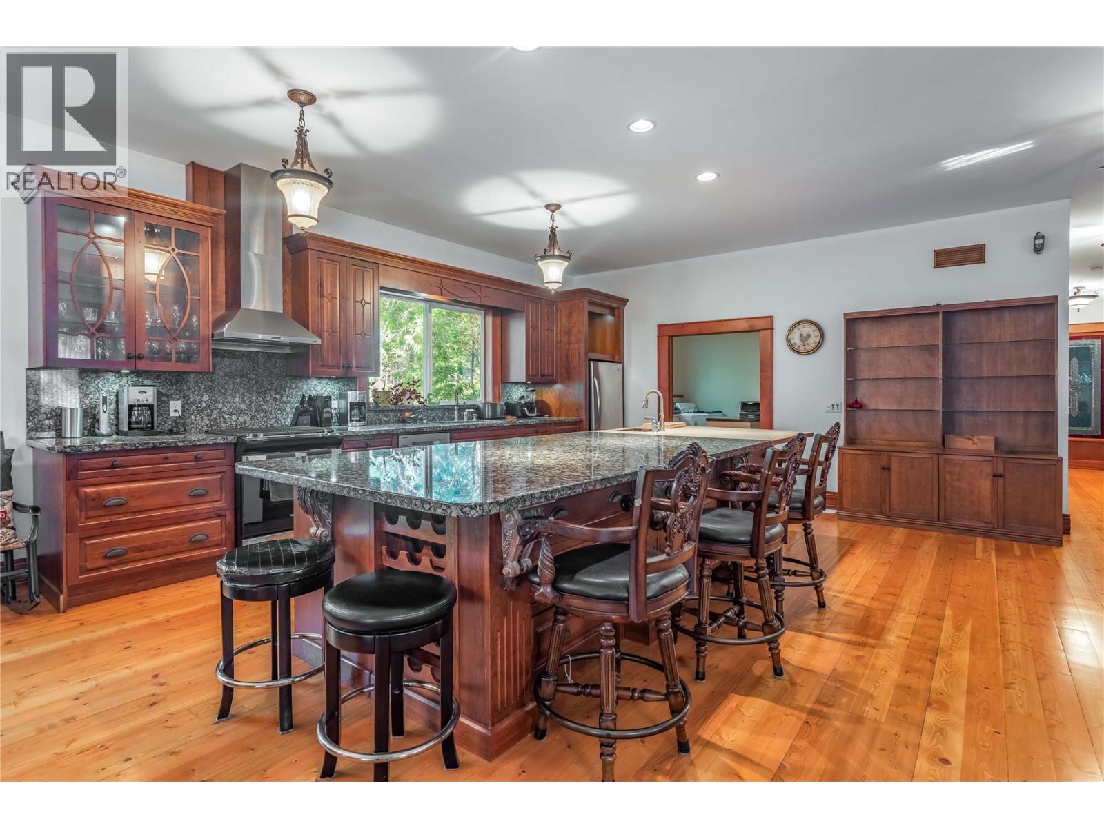 60 Pringle Road, Carmi, British Columbia  V0H 1A0 - Photo 12 - 10326486