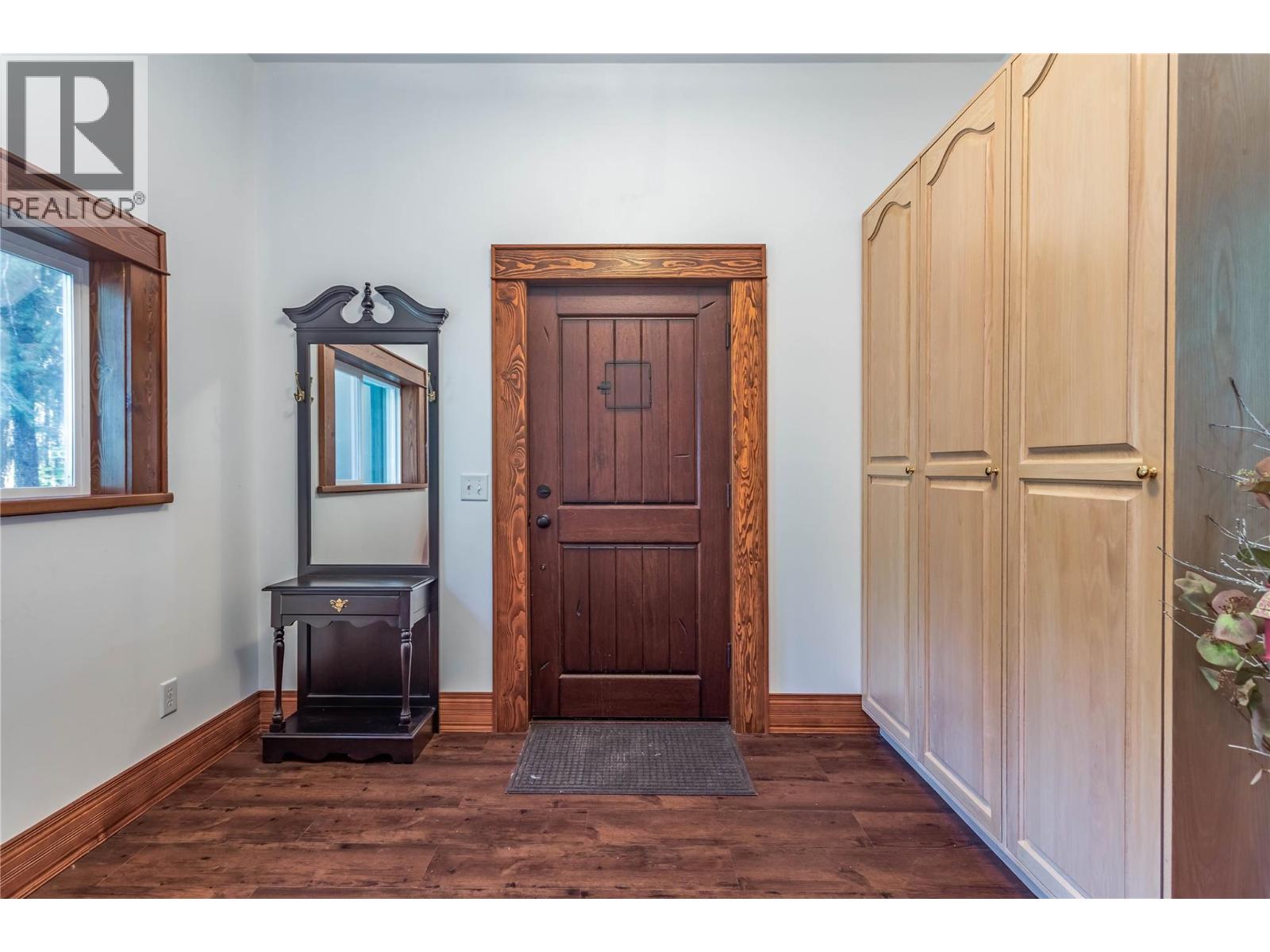 60 Pringle Road, Carmi, British Columbia  V0H 1A0 - Photo 7 - 10326486