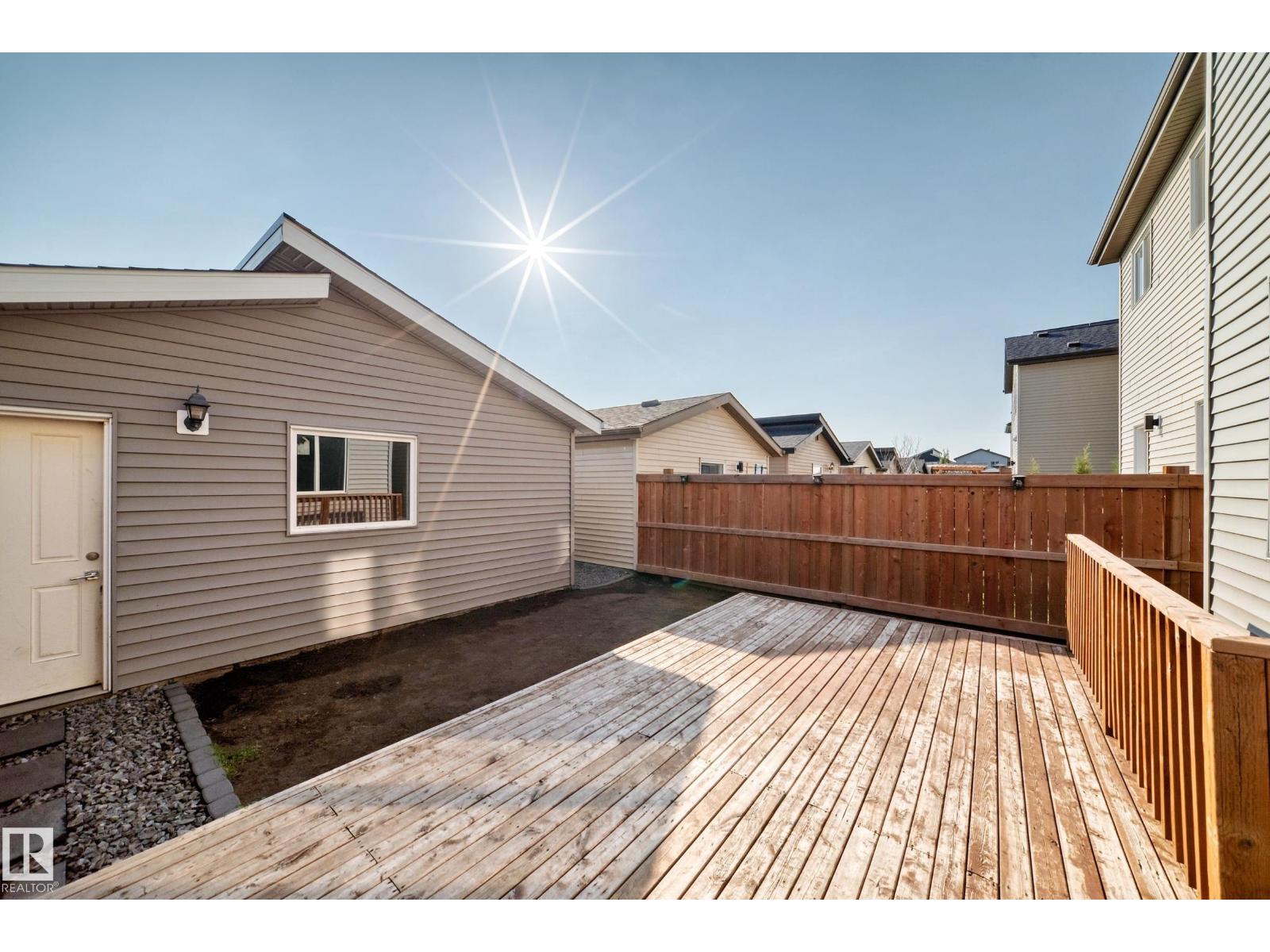 725 Berg Lo, Leduc, Alberta  T9E 1G9 - Photo 4 - E4458711