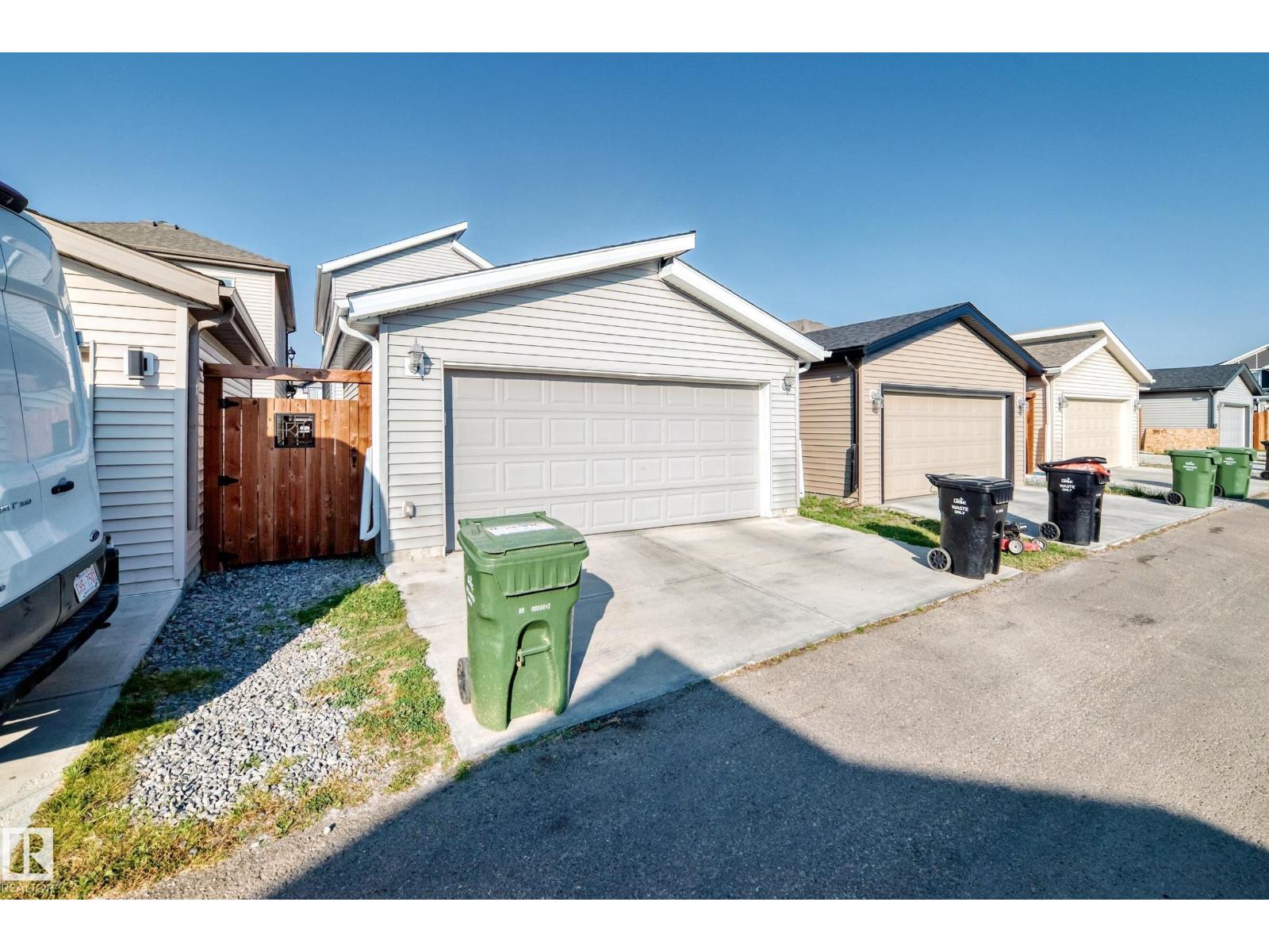 725 Berg Lo, Leduc, Alberta  T9E 1G9 - Photo 5 - E4458711