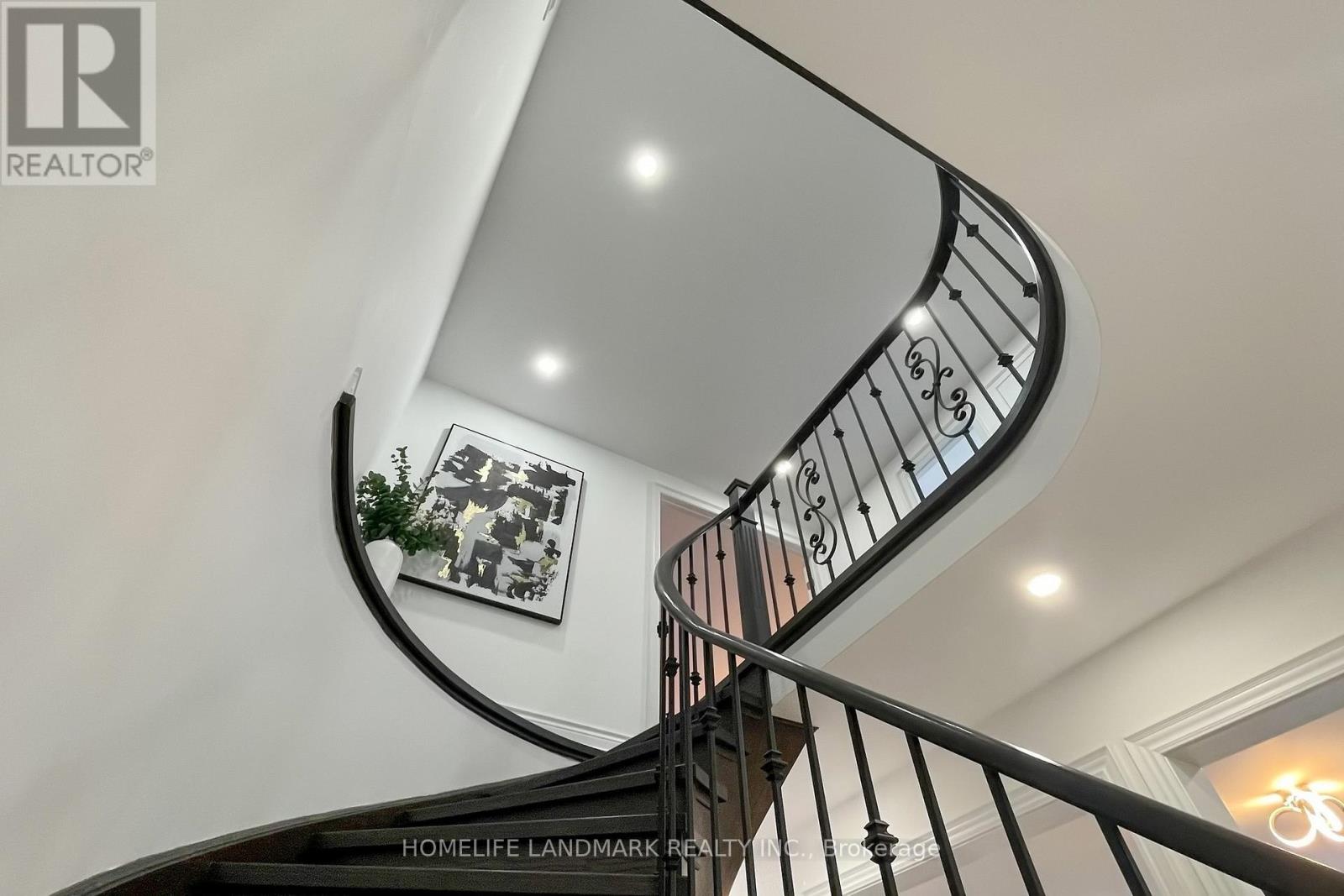 65 Rosemount Avenue, Markham, Ontario  L3T 6S8 - Photo 21 - N12416613