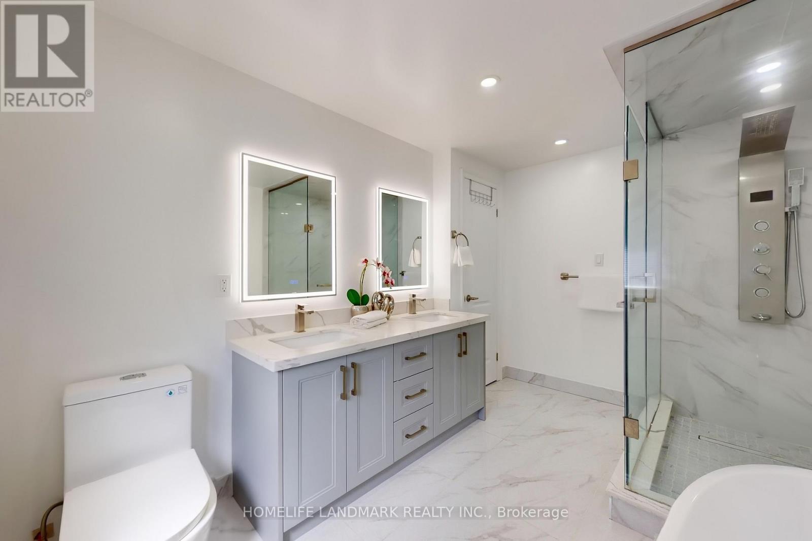 65 Rosemount Avenue, Markham, Ontario  L3T 6S8 - Photo 26 - N12416613