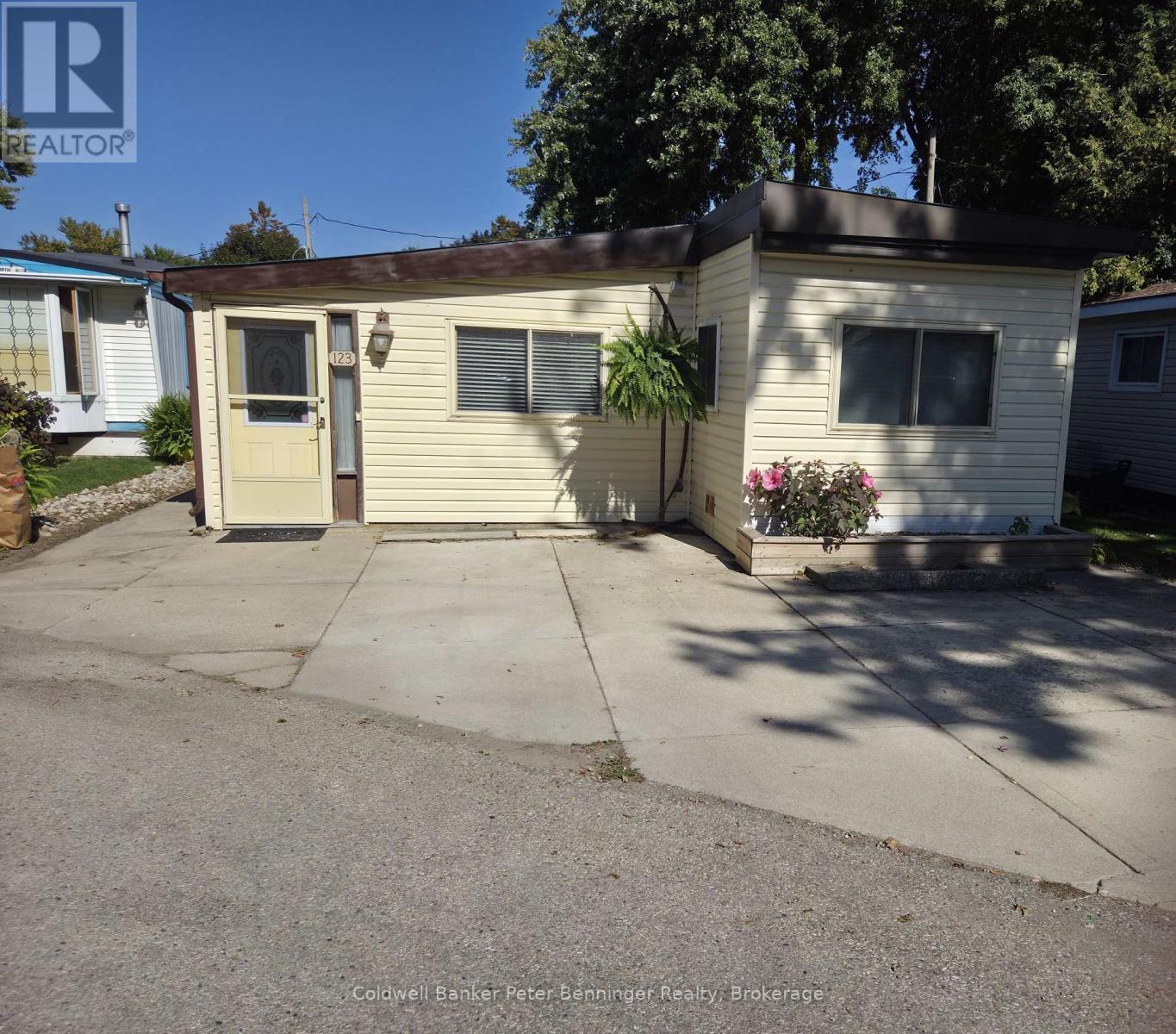 123 SCOTT STREET, Woolwich, Ontario