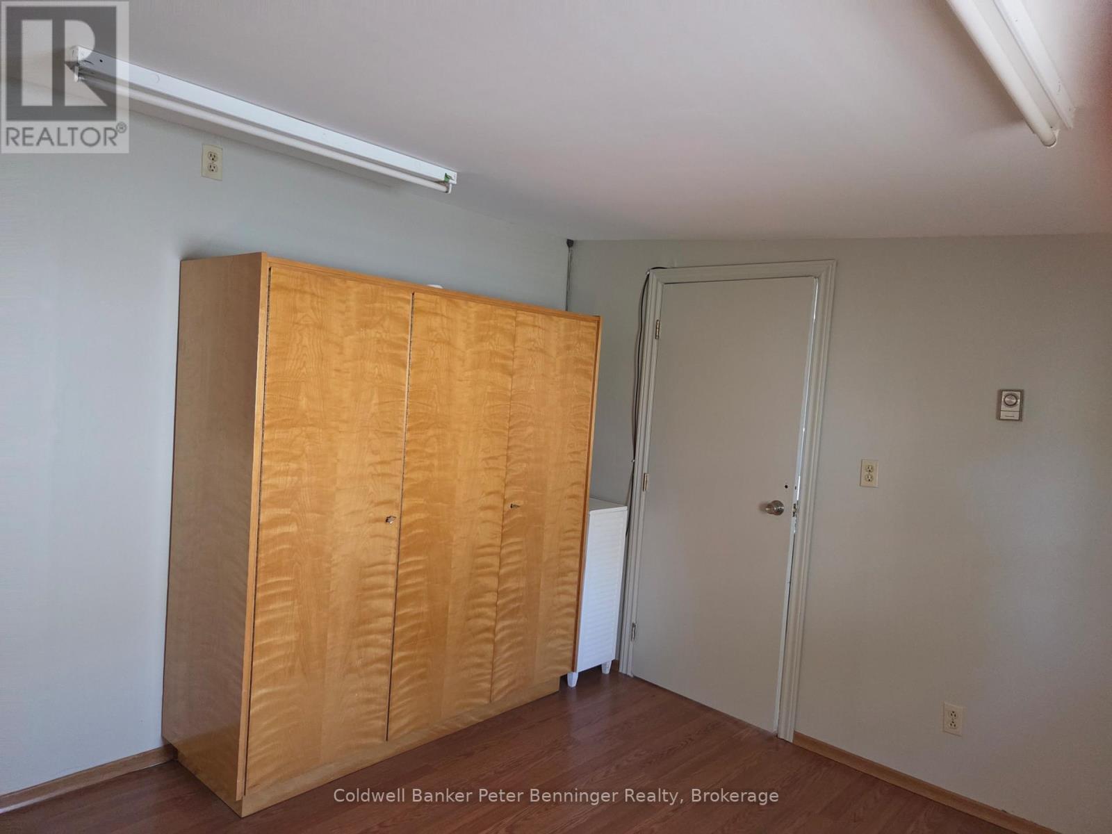 123 Scott Street, Woolwich, Ontario  N2J 4G8 - Photo 16 - X12416642