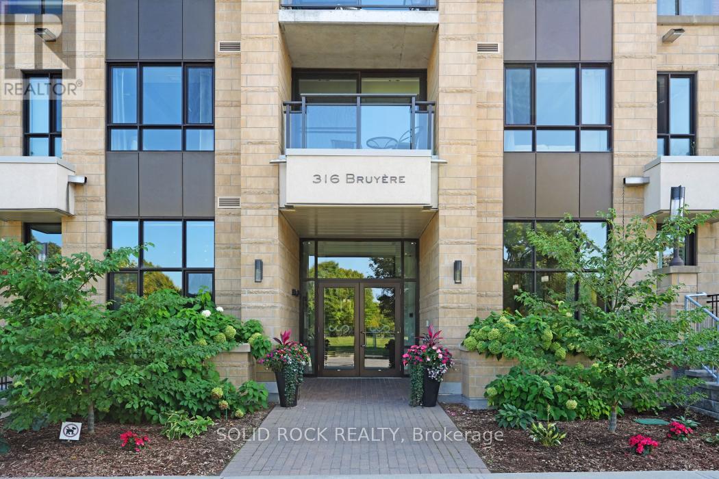 207 - 316 Bruyere Street, Ottawa, Ontario  K1N 0C3 - Photo 3 - X12416634