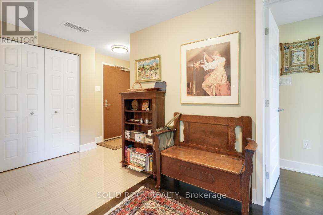 207 - 316 Bruyere Street, Ottawa, Ontario  K1N 0C3 - Photo 9 - X12416634