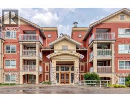 143, 22 Richard Place SW Lincoln Park