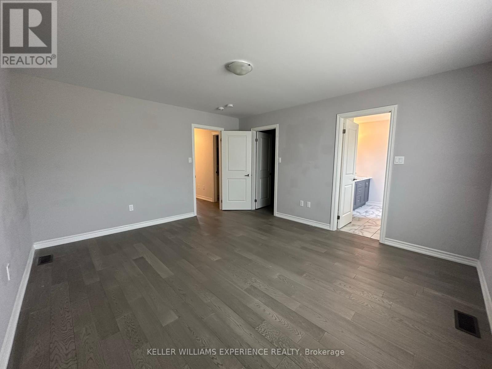 114 Jewel Street, Blue Mountains, Ontario  N0H 1J0 - Photo 17 - X12416620