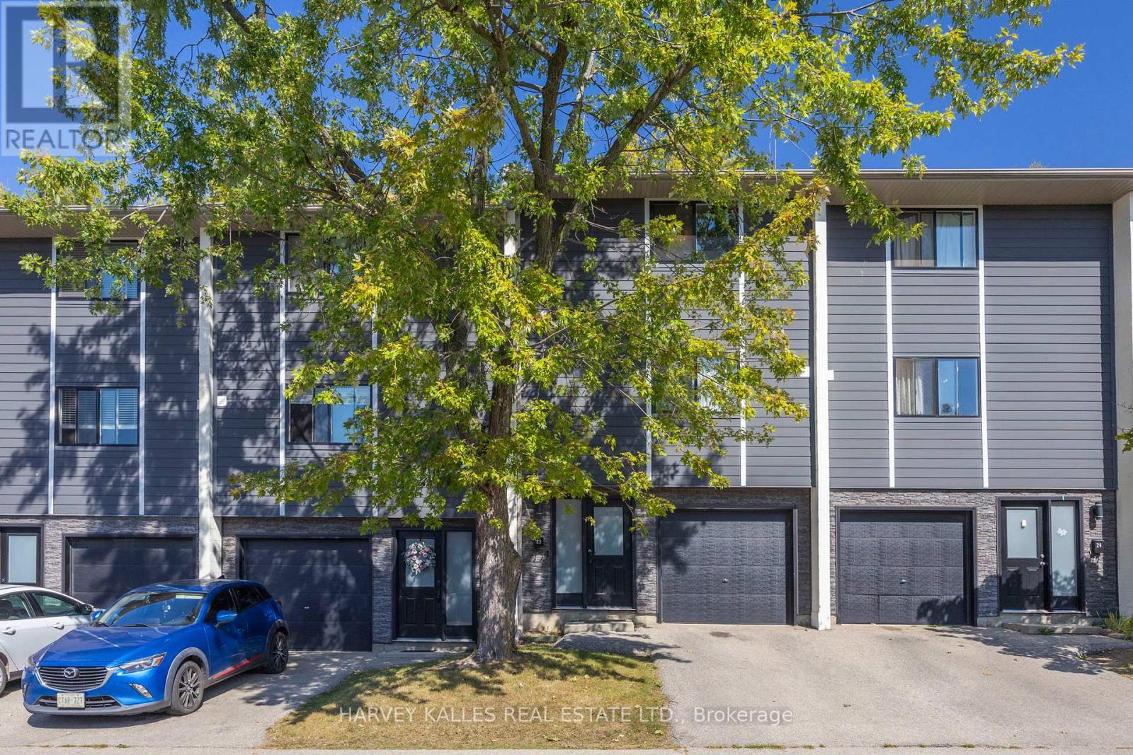 23 - 135 CHALMERS STREET S, Cambridge, Ontario