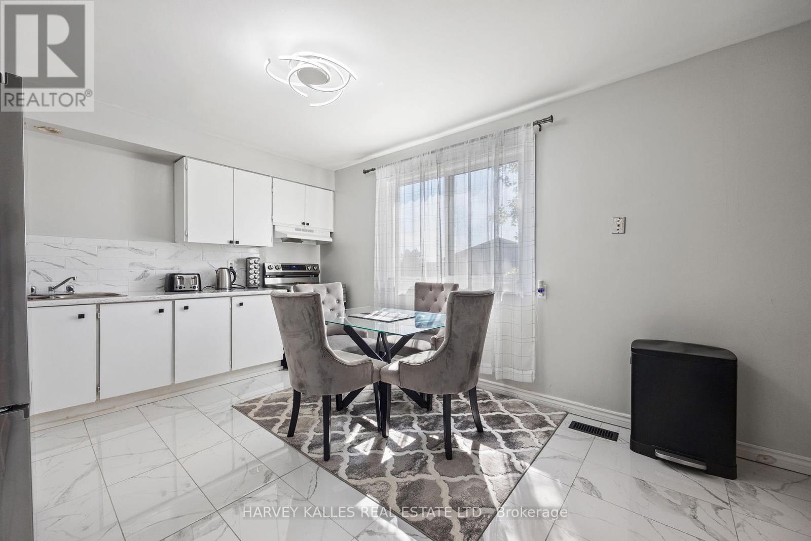 23 - 135 Chalmers Street S, Cambridge, Ontario  N1R 6M2 - Photo 10 - X12416622