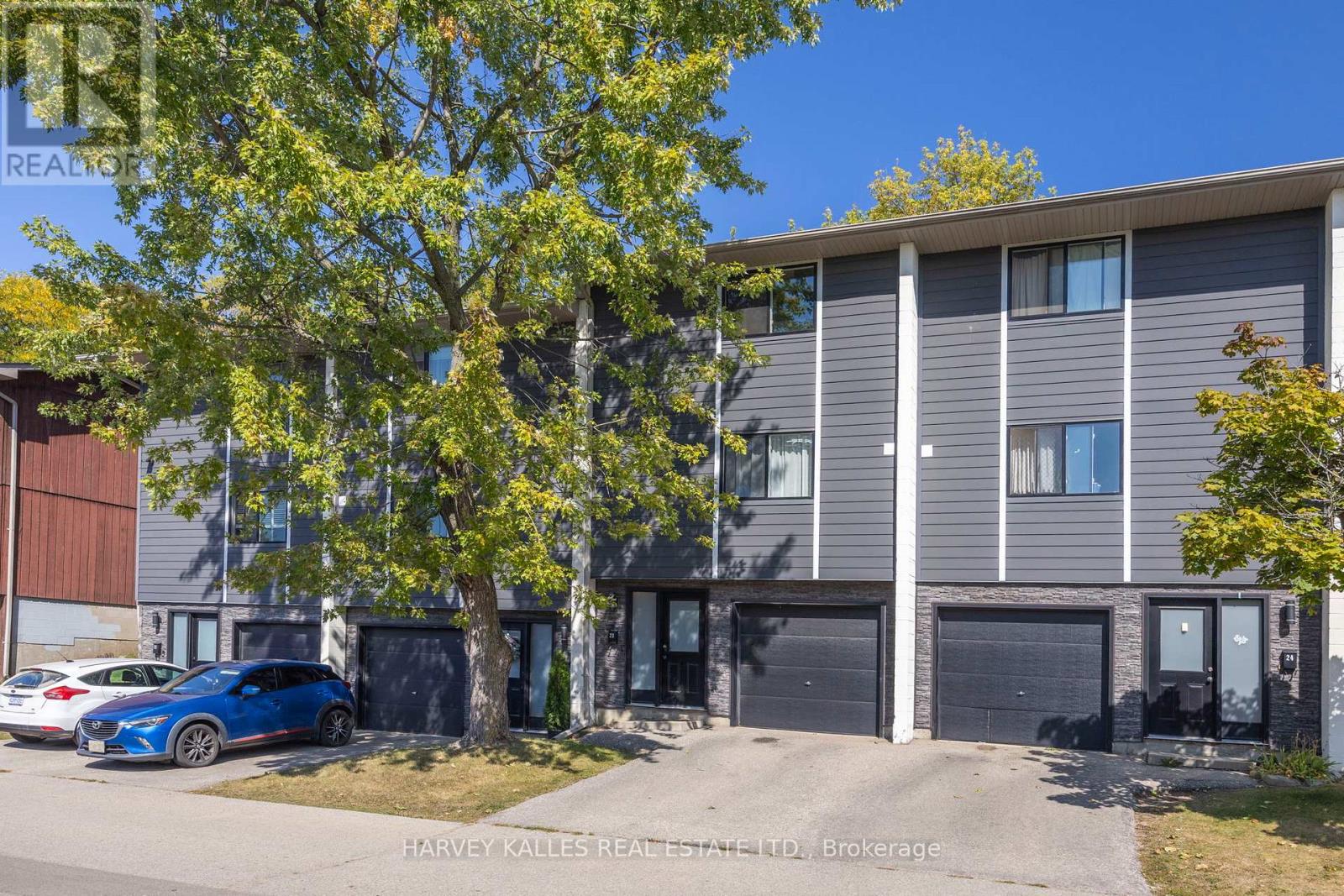 23 - 135 Chalmers Street S, Cambridge, Ontario  N1R 6M2 - Photo 2 - X12416622