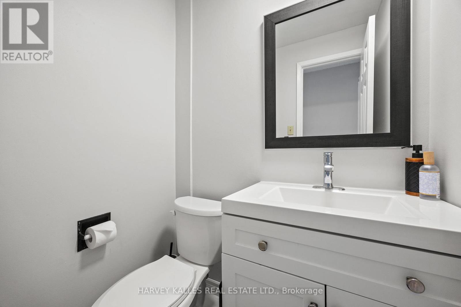 23 - 135 Chalmers Street S, Cambridge, Ontario  N1R 6M2 - Photo 4 - X12416622