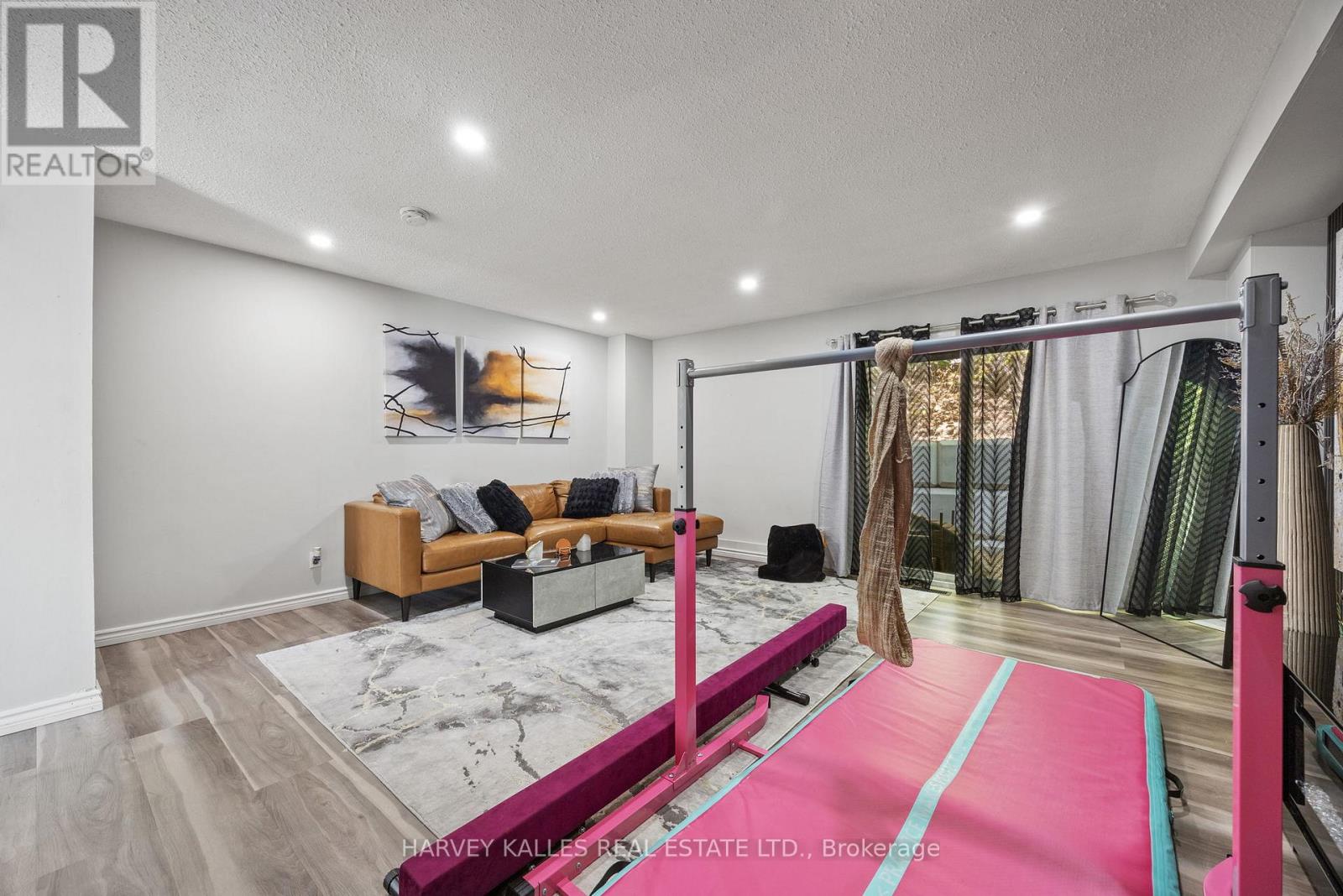 23 - 135 Chalmers Street S, Cambridge, Ontario  N1R 6M2 - Photo 9 - X12416622