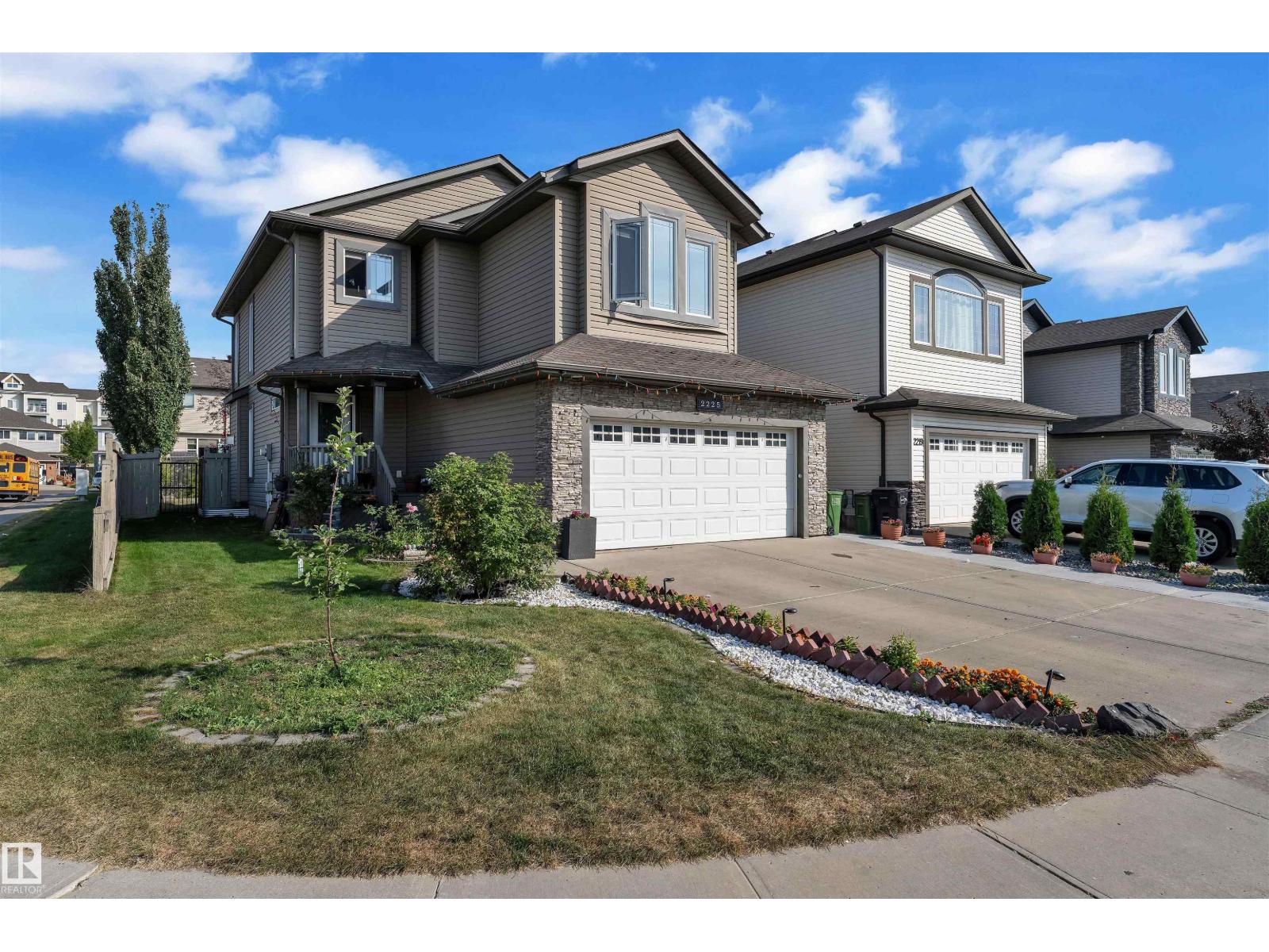 2225 32b St Nw, Edmonton, Alberta  T6T 0K6 - Photo 3 - E4458720