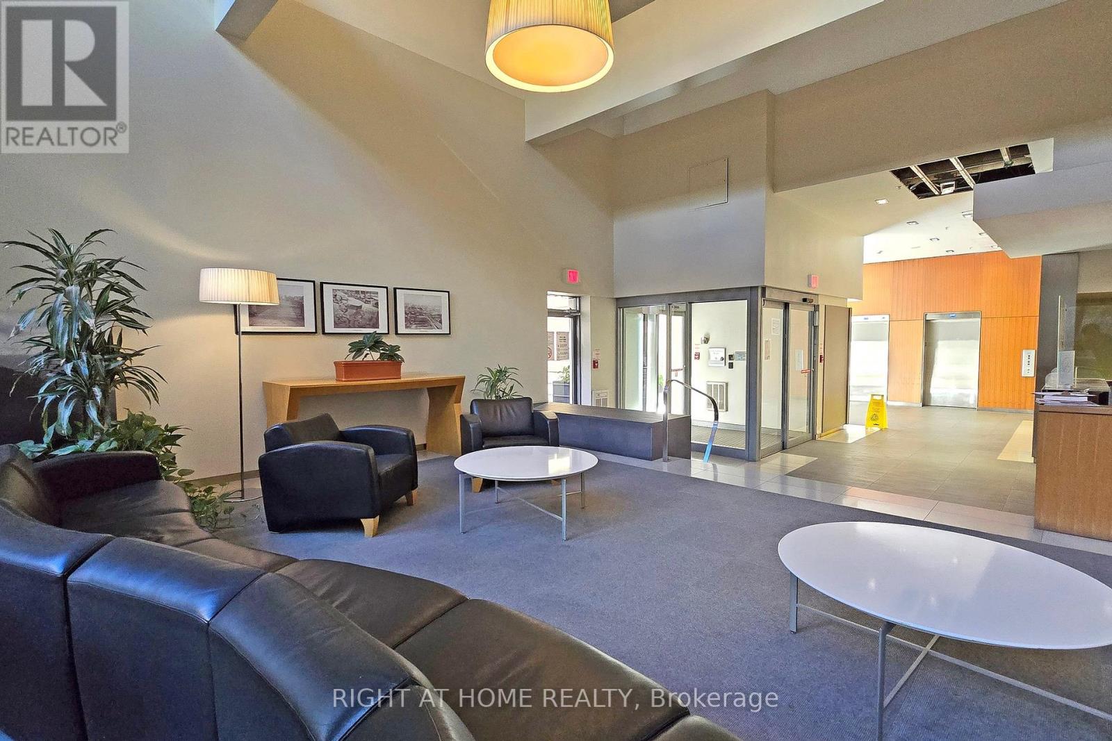 705 - 222 The Esplanade Avenue, Toronto, Ontario  M5A 4M8 - Photo 24 - C12416663