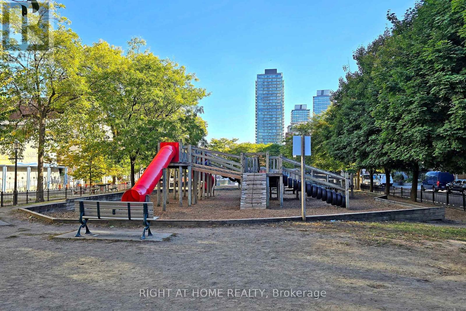 705 - 222 The Esplanade Avenue, Toronto, Ontario  M5A 4M8 - Photo 36 - C12416663