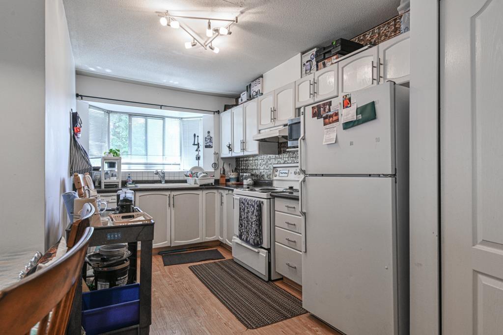 208 2960 Trethewey Street, Abbotsford, British Columbia  V2T 6P5 - Photo 9 - R3037417