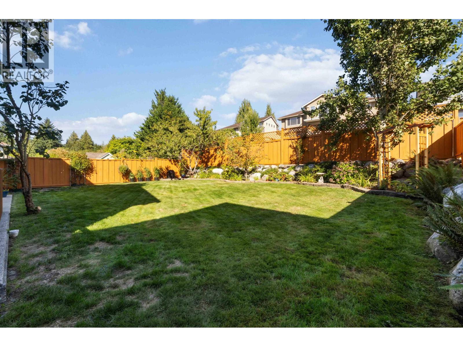 10690 247a Street, Maple Ridge, British Columbia  V2W 0A6 - Photo 37 - R3050246