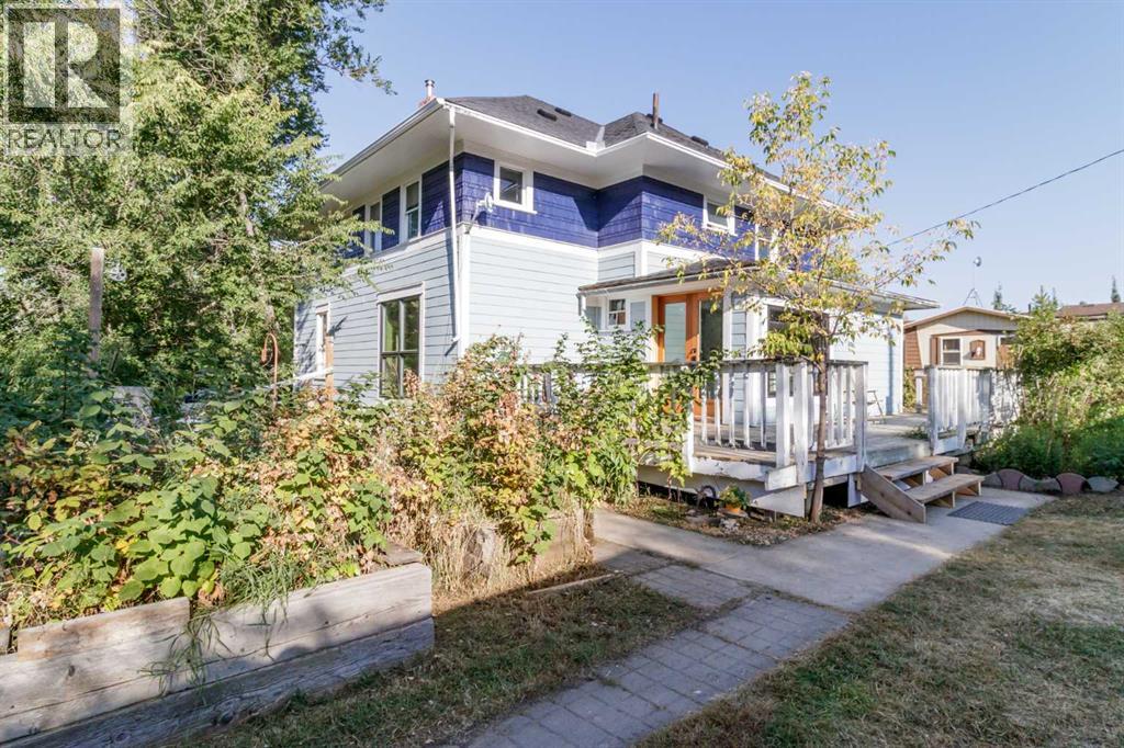210 Wacker Avenue W, Swalwell, Alberta  T0M 0L0 - Photo 6 - A2253531