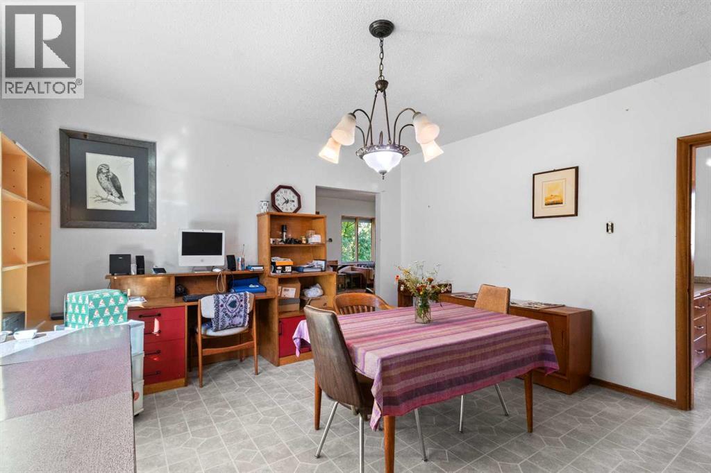 210 Wacker Avenue W, Swalwell, Alberta  T0M 0L0 - Photo 12 - A2253531
