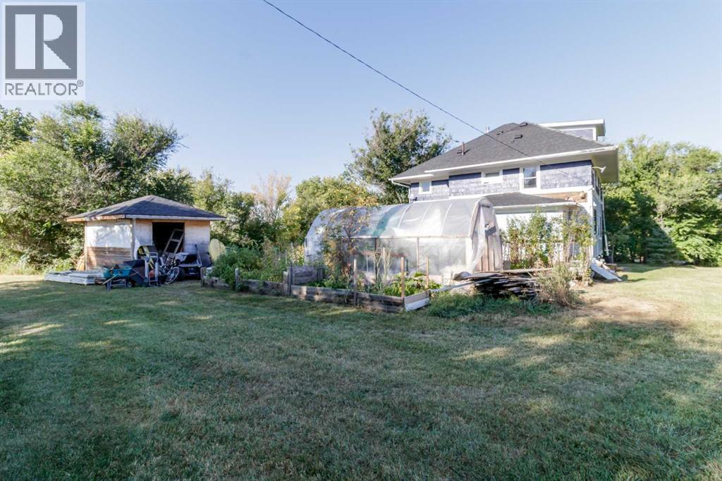 210 Wacker Avenue W, Swalwell, Alberta  T0M 0L0 - Photo 29 - A2253531