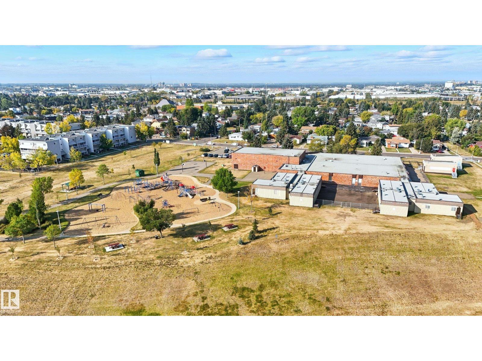 7621 40 Av Nw, Edmonton, Alberta  T6K 1V5 - Photo 32 - E4458722