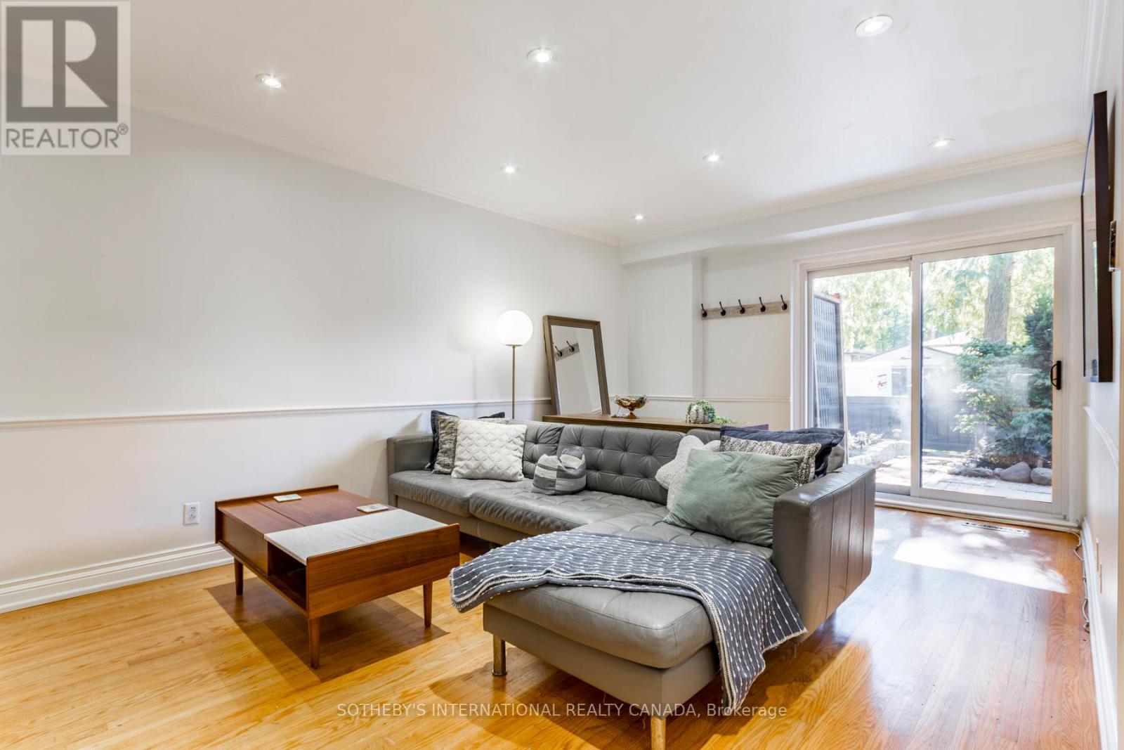 32 - 51 Broadfield Drive, Toronto, Ontario  M9C 5P2 - Photo 6 - W12415235