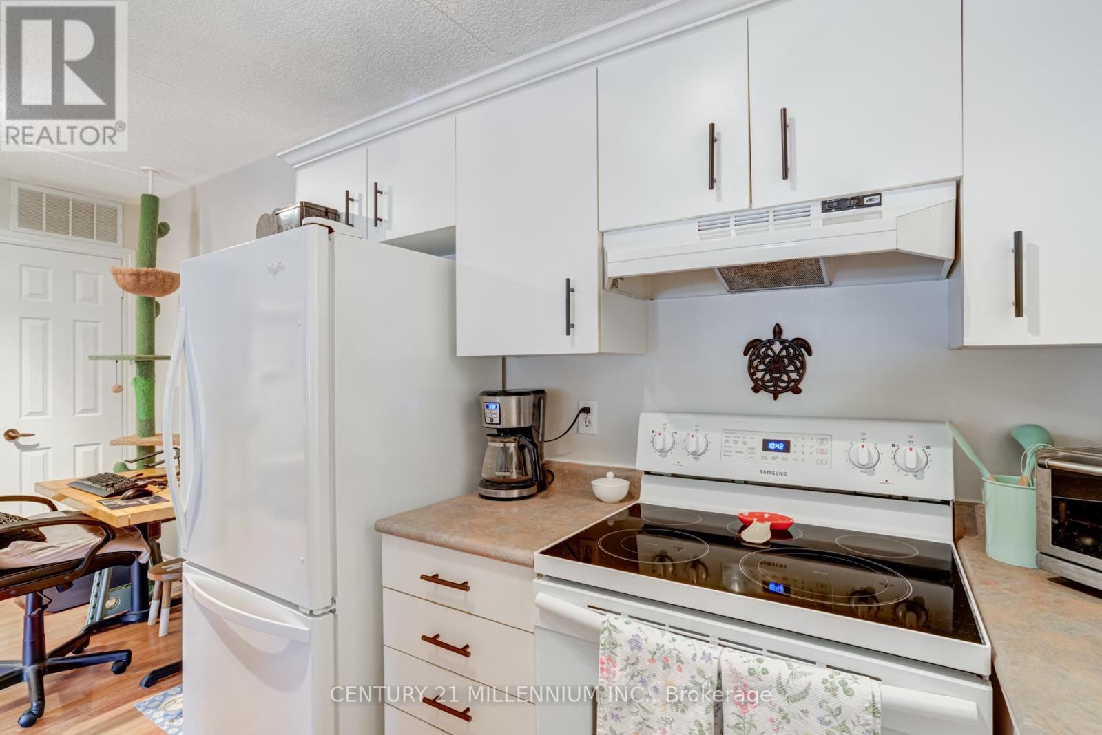 110 - 4003 Kilmer Drive, Burlington, Ontario  L7M 4M1 - Photo 22 - W12416636