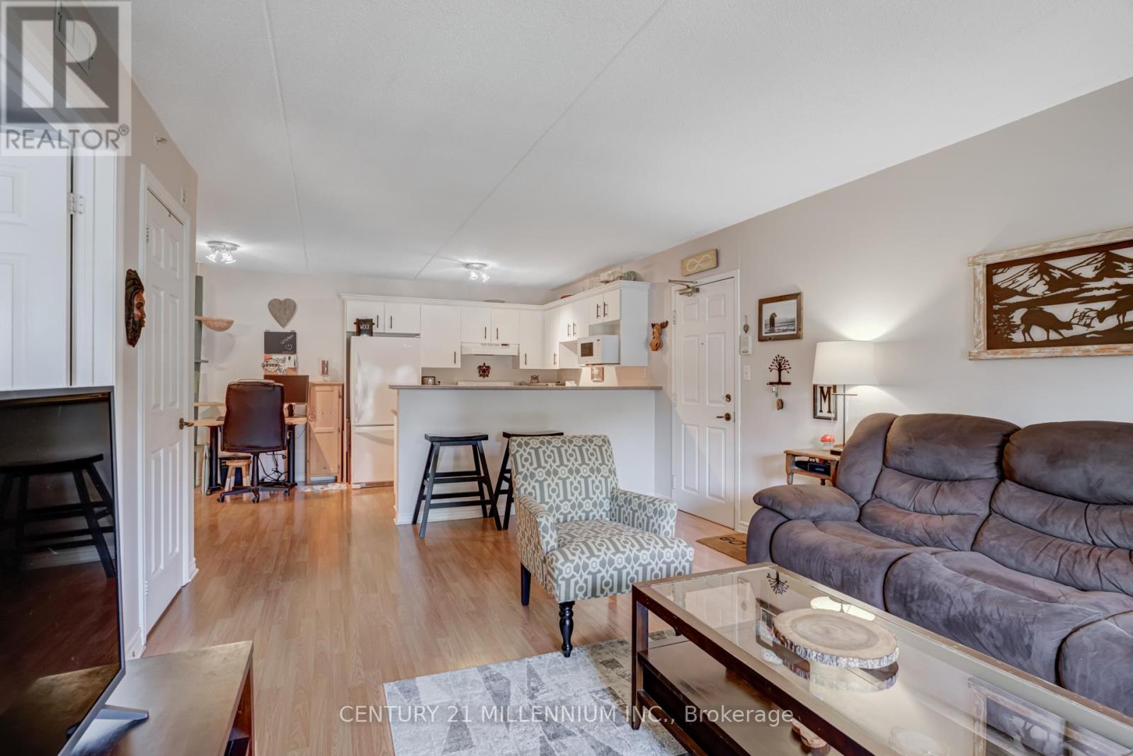110 - 4003 Kilmer Drive, Burlington, Ontario  L7M 4M1 - Photo 8 - W12416636