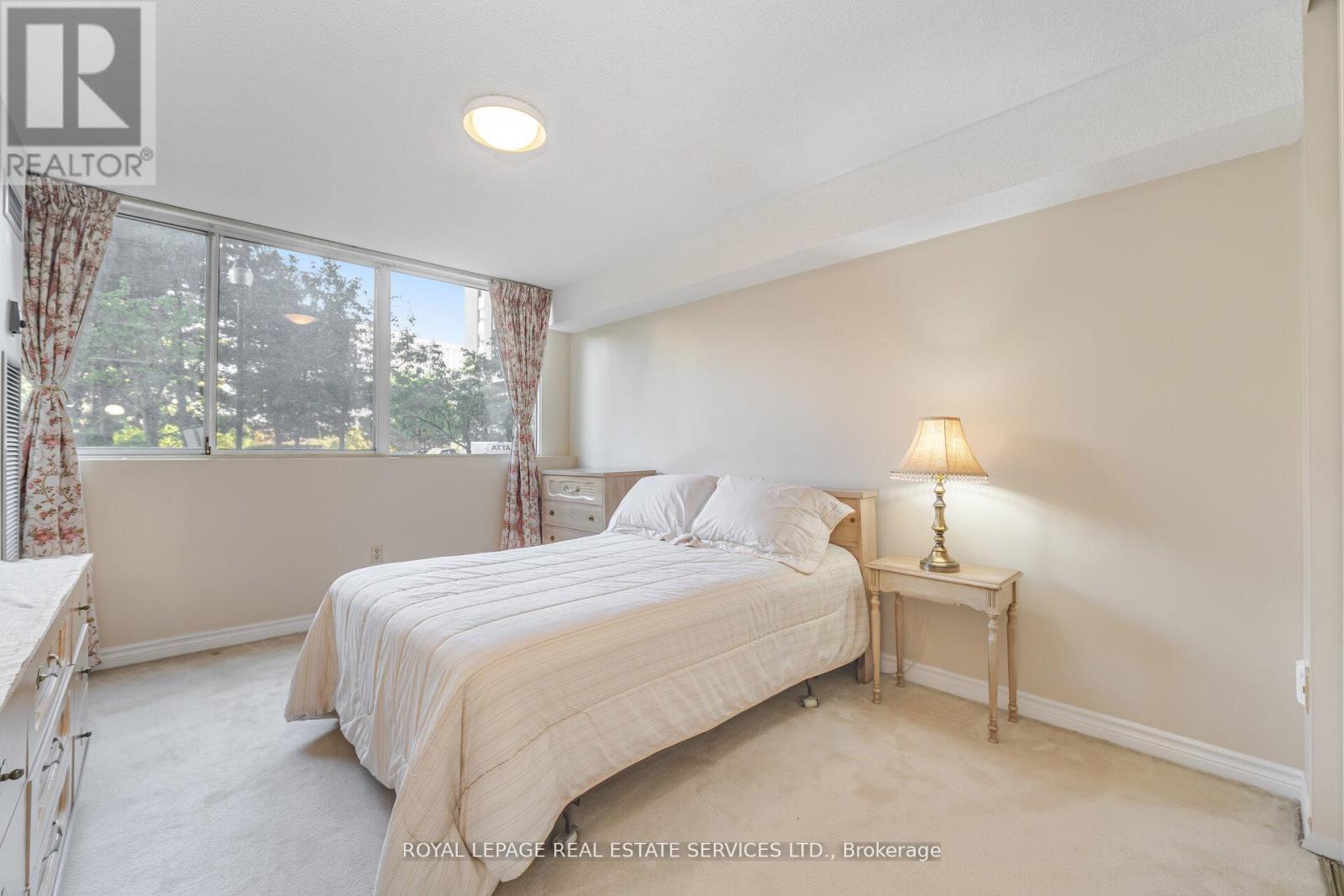 102 - 3590 Kaneff Crescent, Mississauga, Ontario  L5A 3X3 - Photo 20 - W12416645
