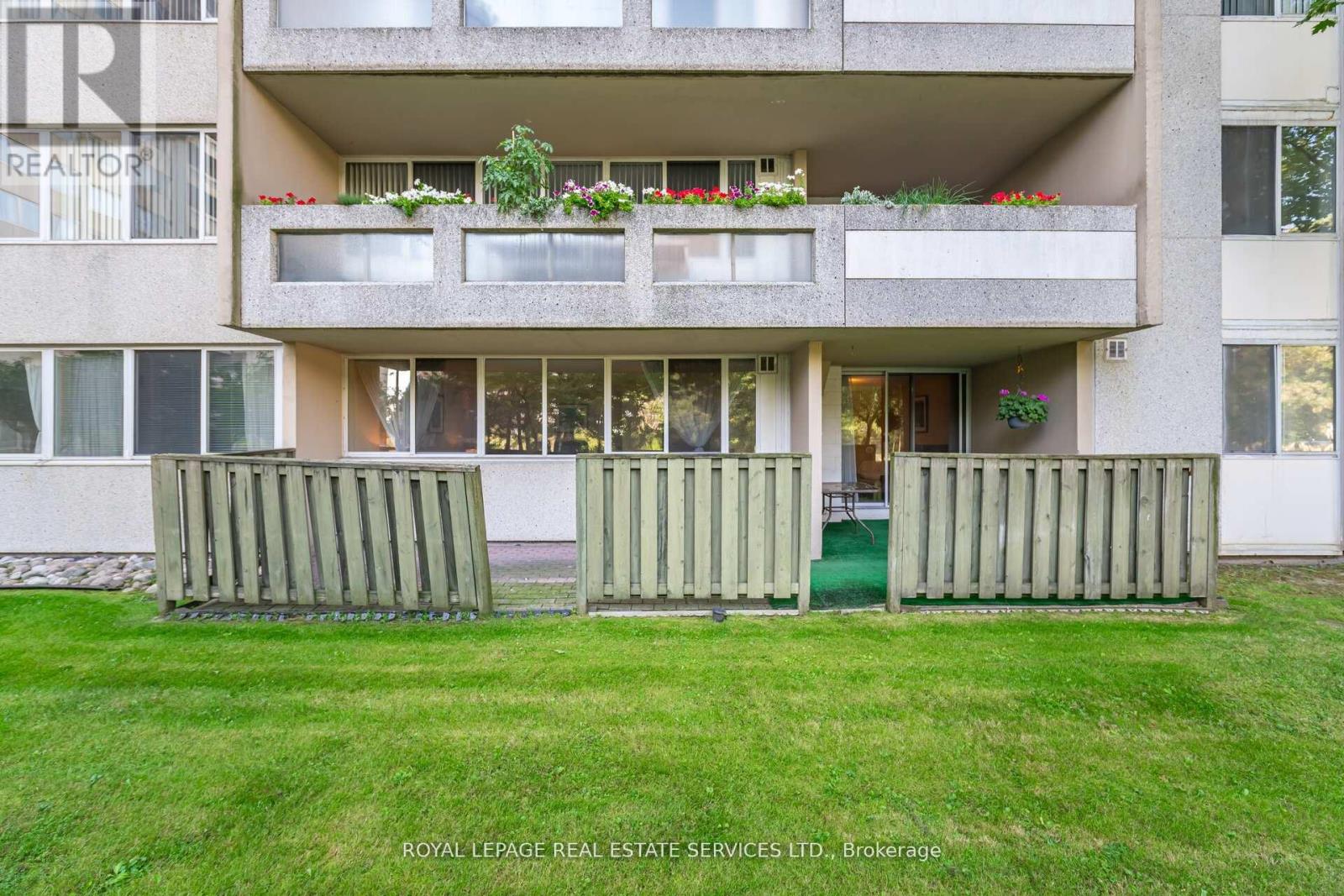 102 - 3590 Kaneff Crescent, Mississauga, Ontario  L5A 3X3 - Photo 29 - W12416645
