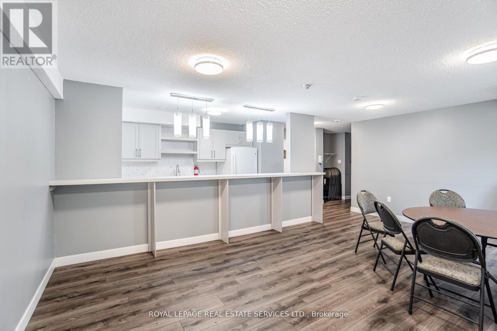 102 - 3590 Kaneff Crescent, Mississauga, Ontario  L5A 3X3 - Photo 31 - W12416645