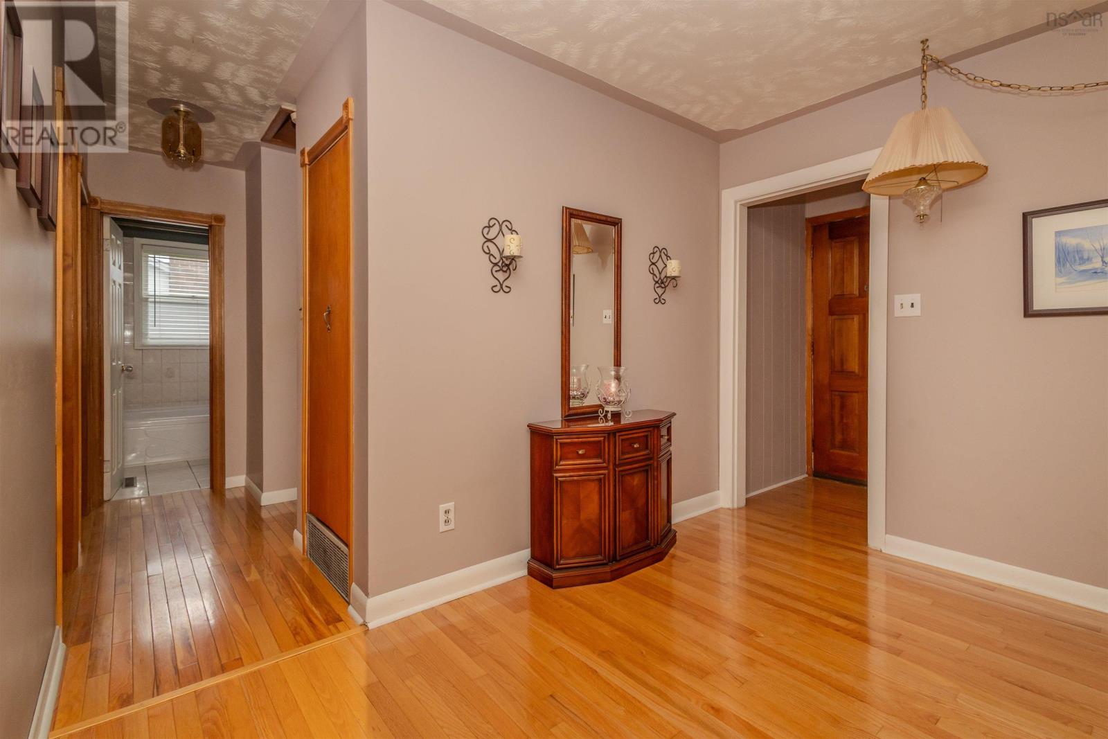 249 Lisgard Street, Sydney, Nova Scotia  B1P 2Z1 - Photo 17 - 202518429