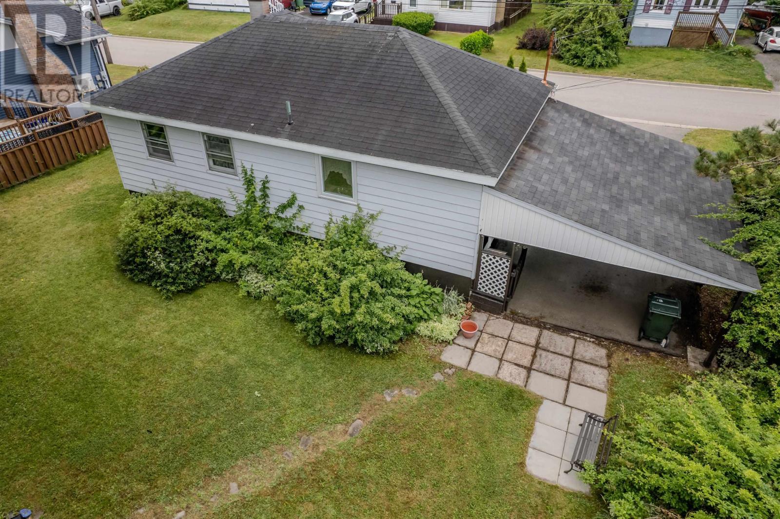 249 Lisgard Street, Sydney, Nova Scotia  B1P 2Z1 - Photo 9 - 202518429