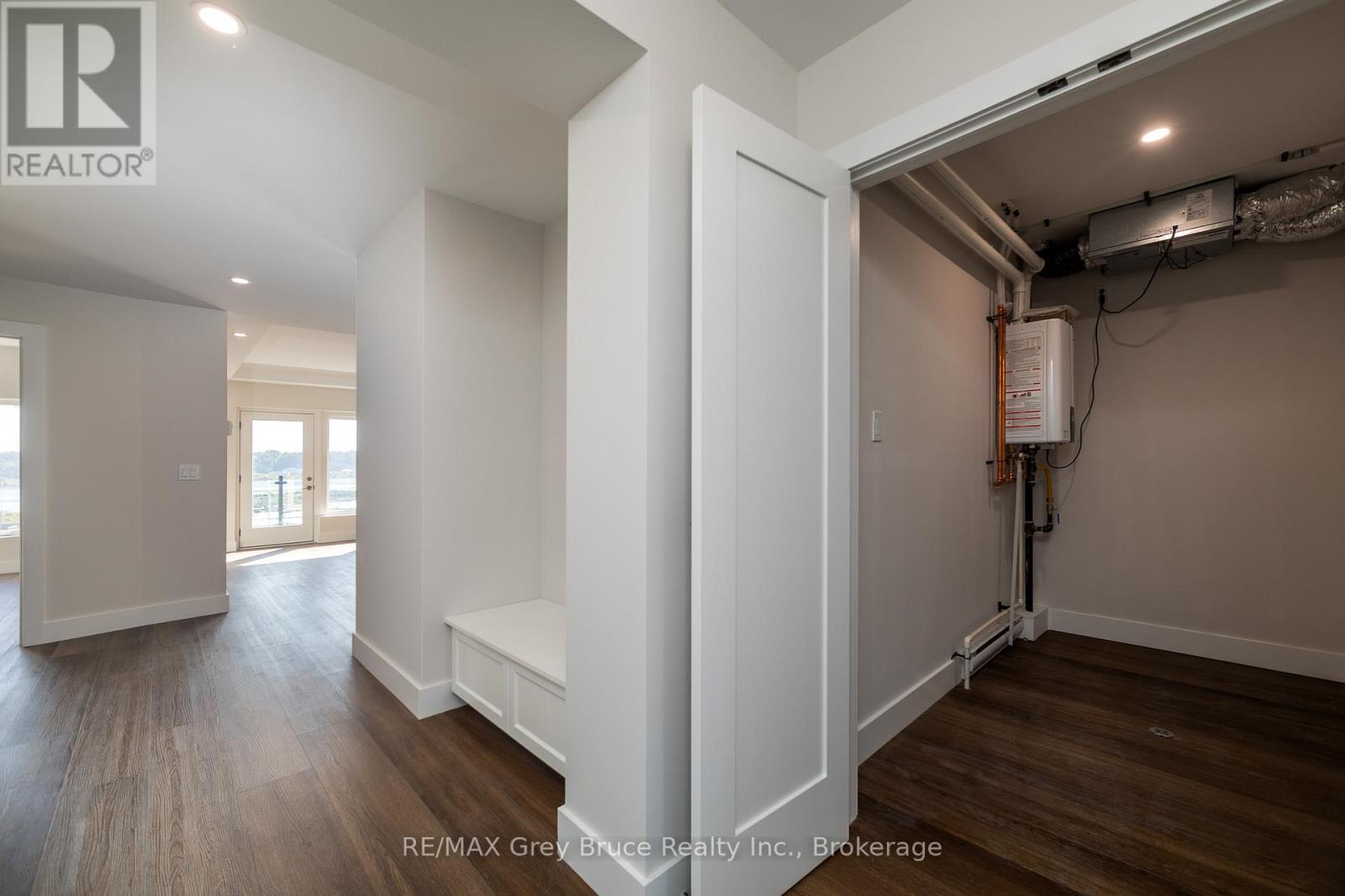 21 - 2347 3rd Avenue W, Owen Sound, Ontario  N4K 2J3 - Photo 10 - X12416675