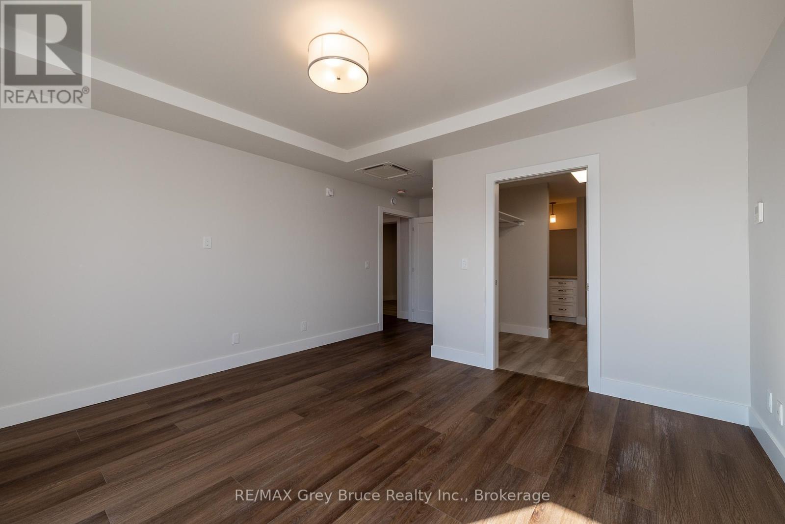 21 - 2347 3rd Avenue W, Owen Sound, Ontario  N4K 2J3 - Photo 25 - X12416675