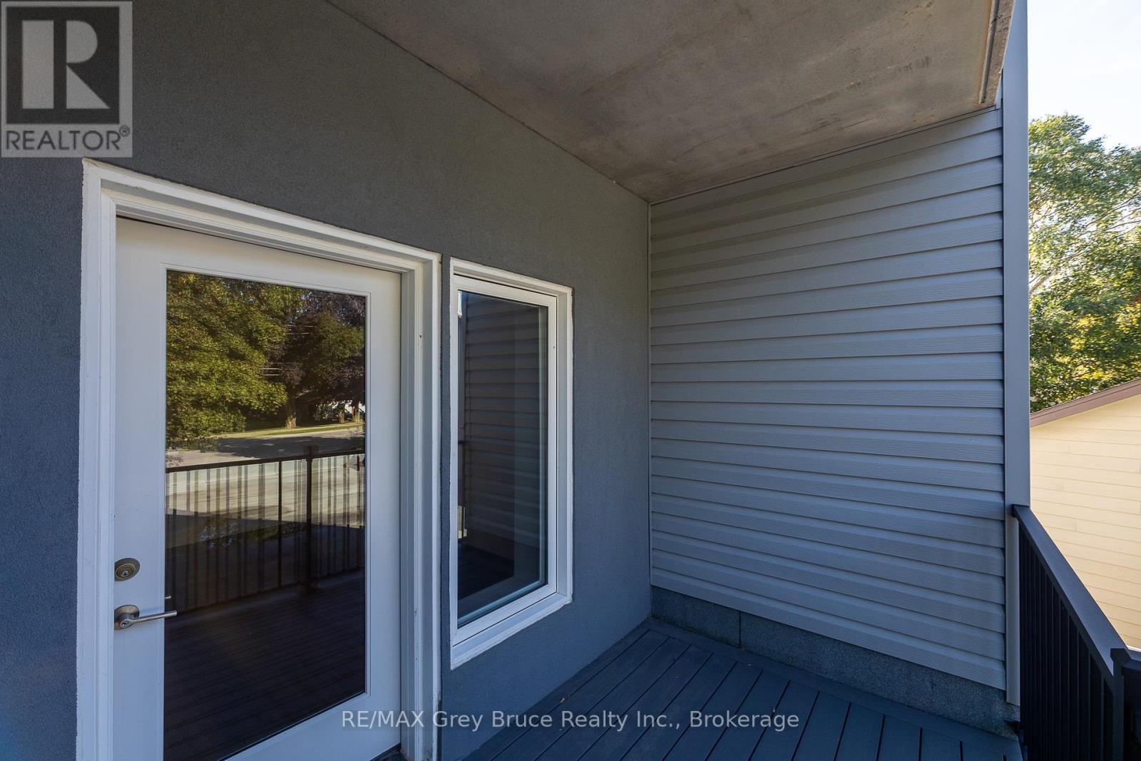 21 - 2347 3rd Avenue W, Owen Sound, Ontario  N4K 2J3 - Photo 31 - X12416675