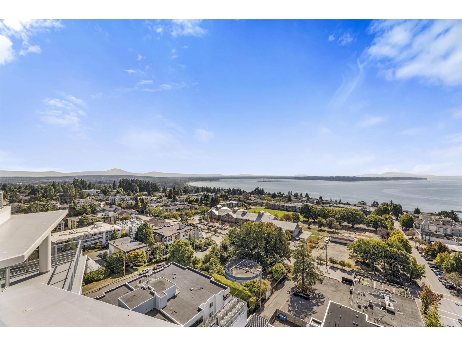 1302 1342 Johnston Road, White Rock, British Columbia  V4B 0C7 - Photo 2 - R3049489