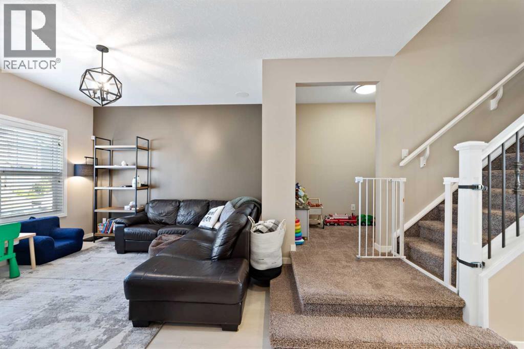 53 Masters Crescent Se, Calgary, Alberta  T3M 2M7 - Photo 7 - A2256870
