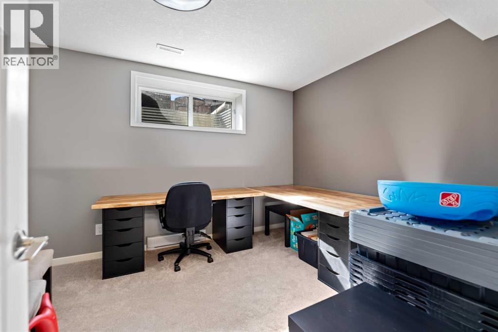53 Masters Crescent Se, Calgary, Alberta  T3M 2M7 - Photo 32 - A2256870