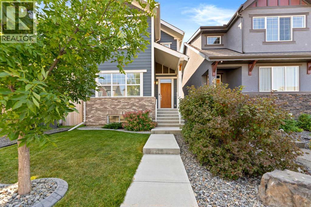 53 Masters Crescent Se, Calgary, Alberta  T3M 2M7 - Photo 3 - A2256870