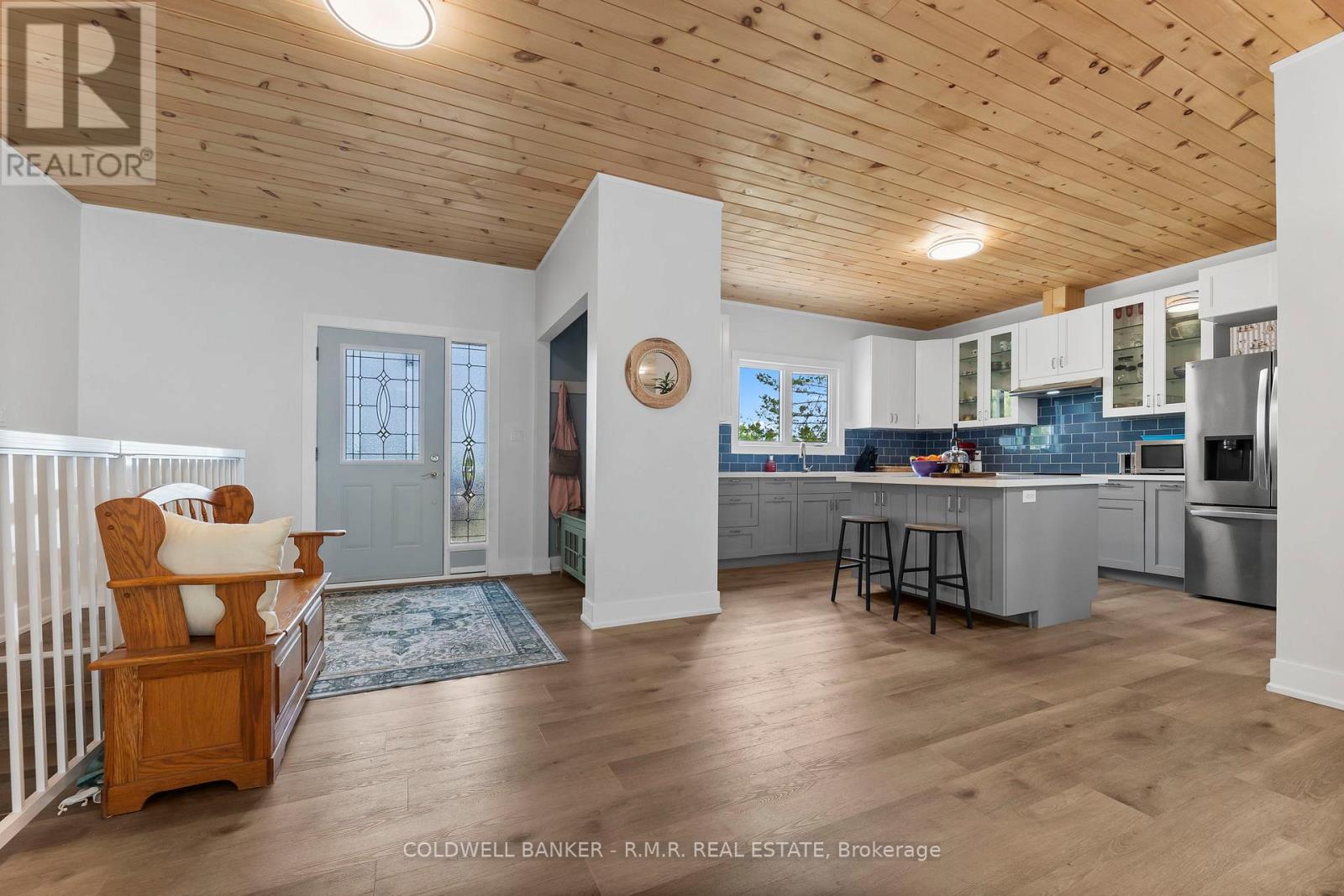 213 Pleasant Point Road, Kawartha Lakes, Ontario  K9V 4R6 - Photo 14 - X12416659