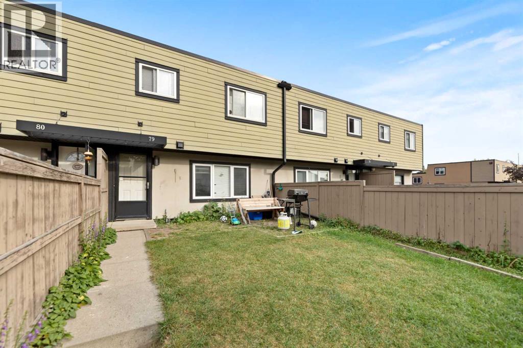 79, 3809 45 Street SW, Calgary, Alberta