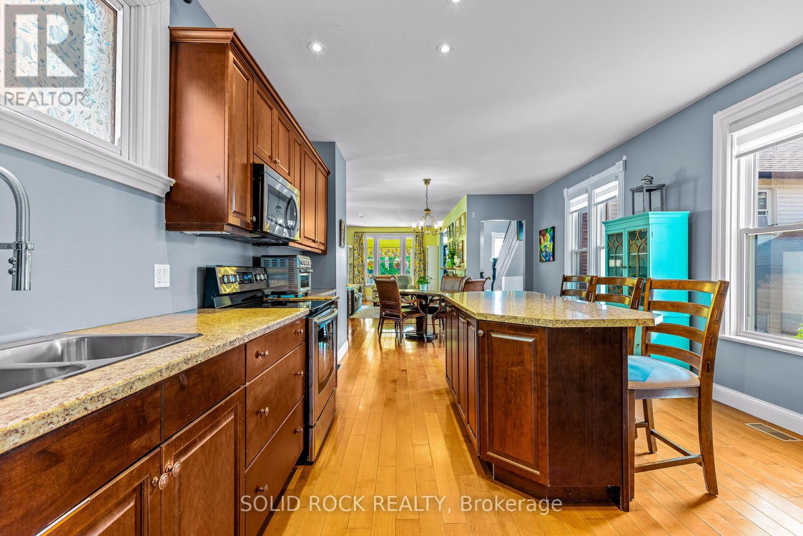 53 Wall Street, Brockville, Ontario  K6V 4S2 - Photo 4 - X12416680