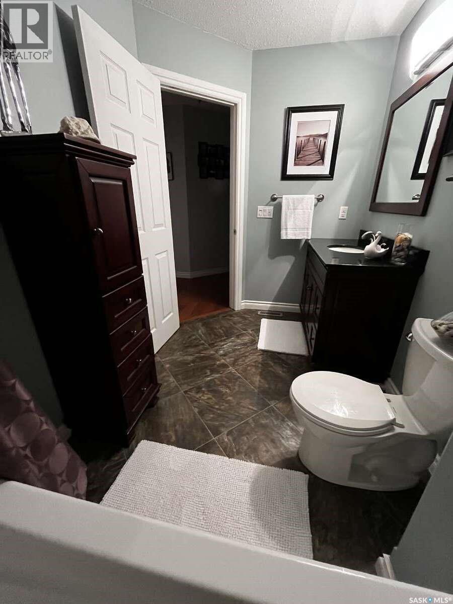 305 3rd Street, St. Brieux, Saskatchewan  S0K 3V0 - Photo 34 - SK018918