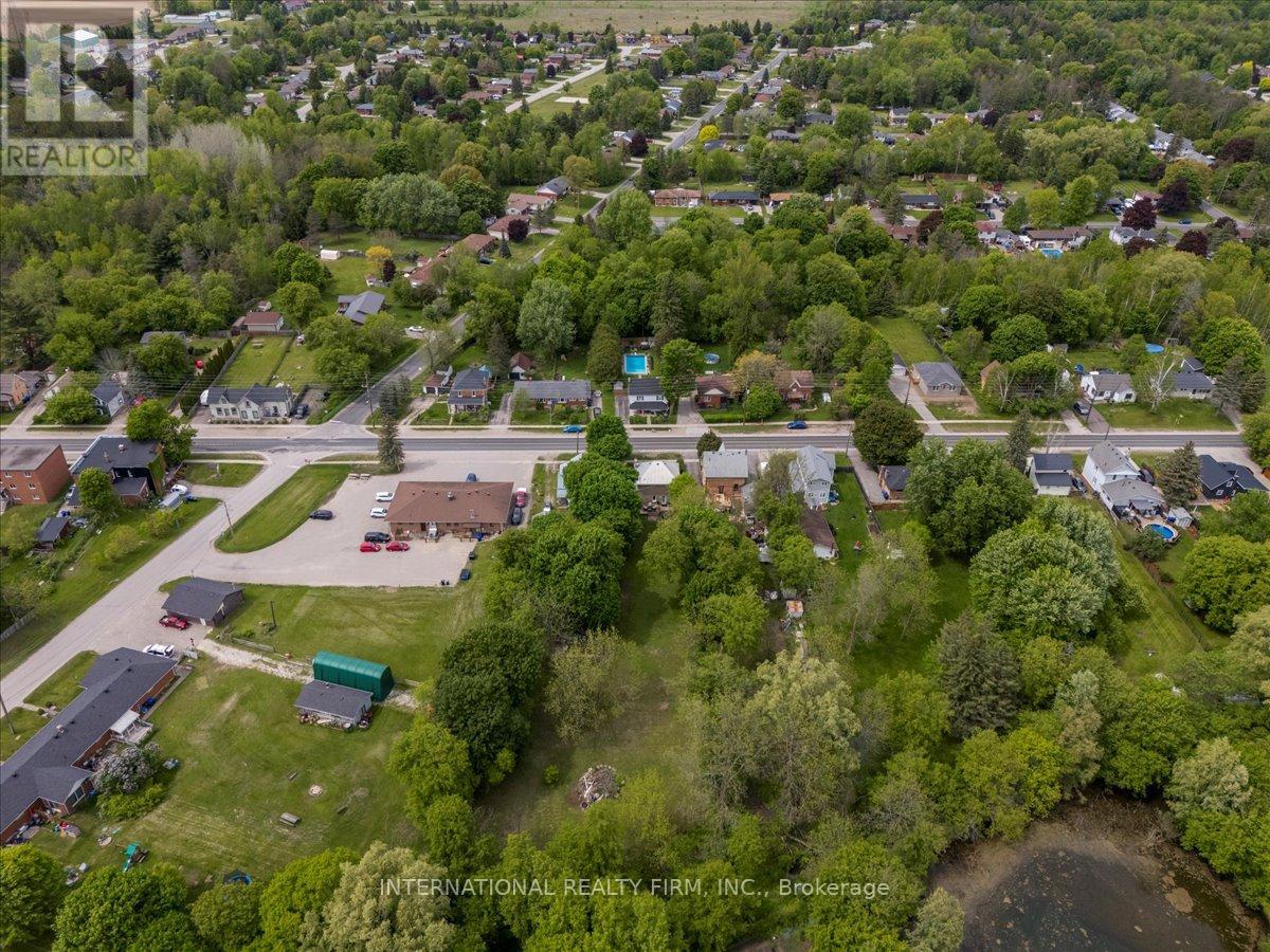 8061 Main Street, Adjala-Tosorontio (Everett), Ontario  L0M 1J0 - Photo 32 - N12416677