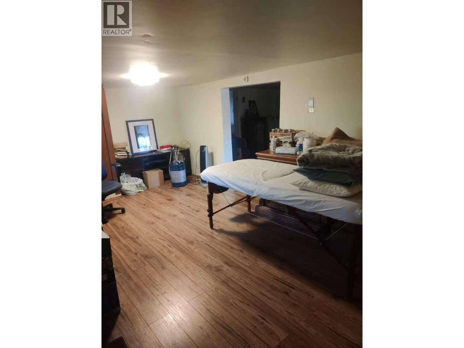 6062 12th Avenue, Burnaby, British Columbia  V3N 2J1 - Photo 8 - R3027935
