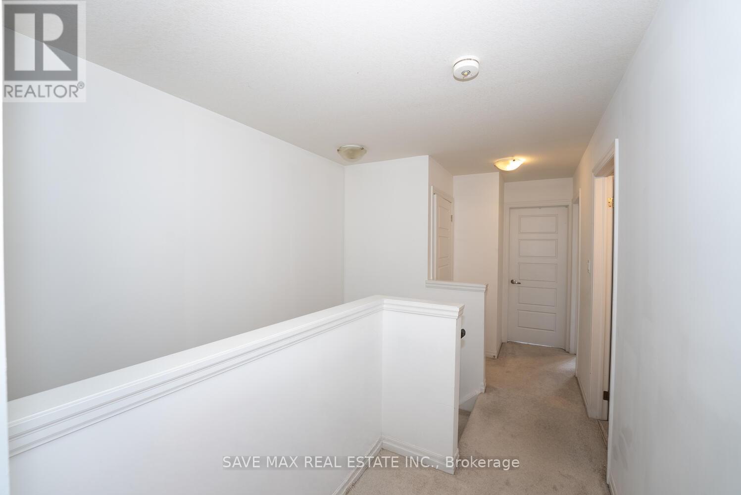 9 Shedrow Place, Kitchener, Ontario  N2R 0R8 - Photo 11 - X12416304